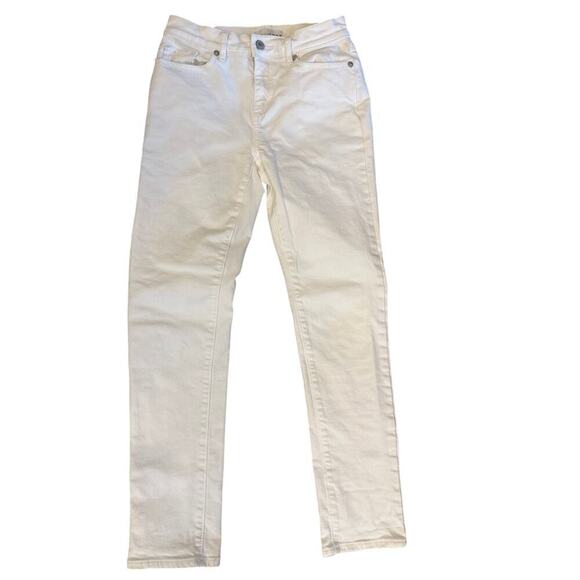 LOFT Denim - Loft Jeans The Girlfriend White Jeans Womens Size 00/24
